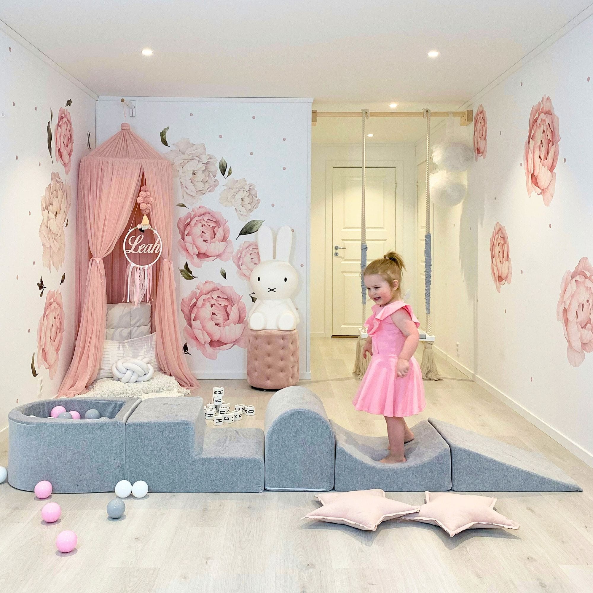 Meowbaby Velvet Magenta - Piankowy Plac Zabaw dla Dzieci | Z Małym Basenem z Kulkami